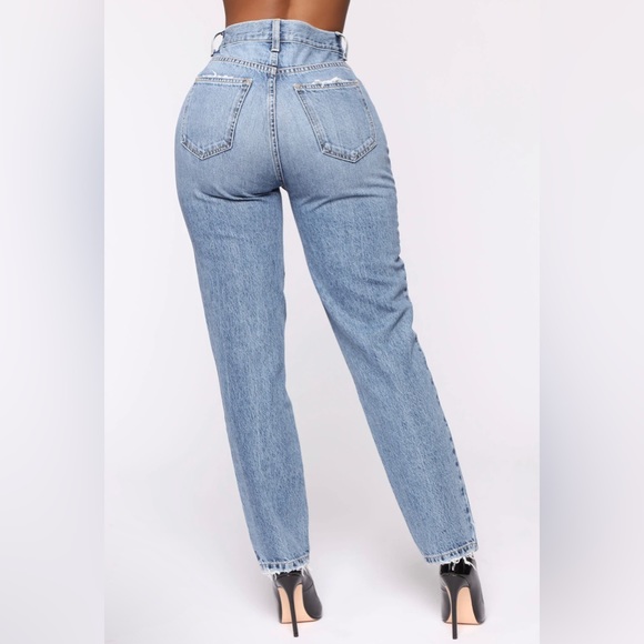 Size 14 Plus Fashion Nova Very Special High Rise Mom Jeans - Medium Wash - Picture 4 of 6